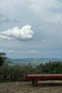 Villa Rogheta Italien Toskana Garten Liegestuhl